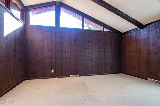 521 Brookwood Drive, Bristol, TN 37620