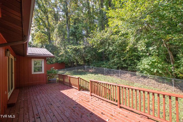 521 Brookwood Drive, Bristol, TN 37620
