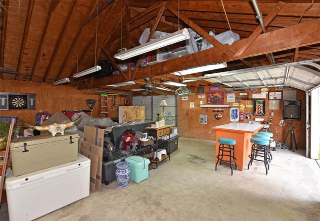 1823 Laurel Oaks Drive, Richmond, TX 77469