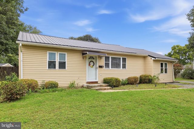 9 PARK LN, Dover, DE 19904