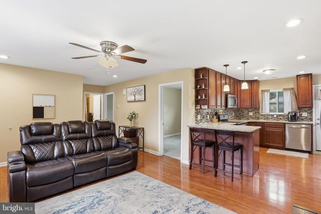 9 PARK LN, Dover, DE 19904