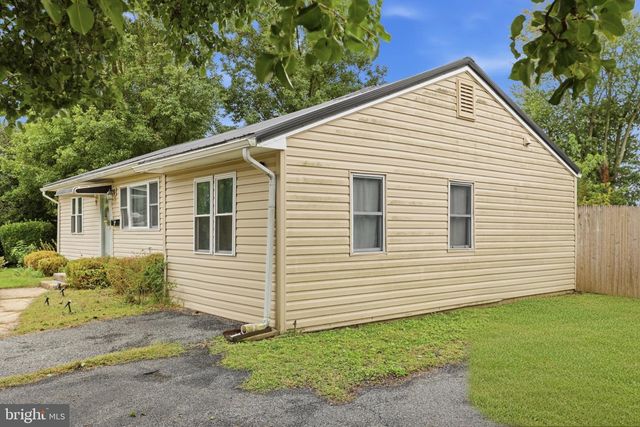 9 PARK LN, Dover, DE 19904