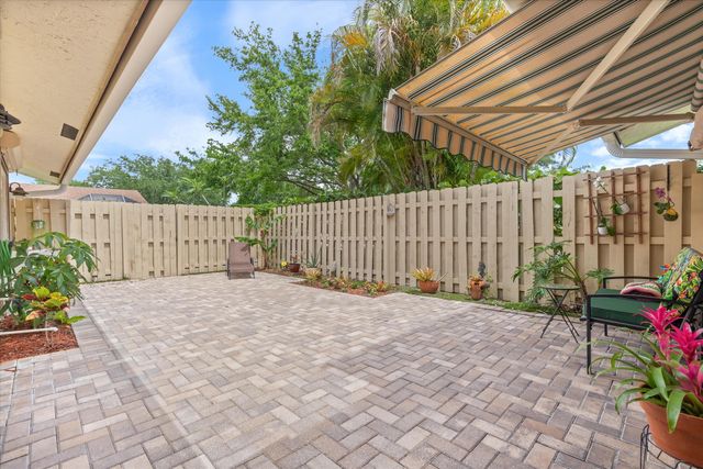 952 NW 29th Avenue C, Delray Beach, FL 33445