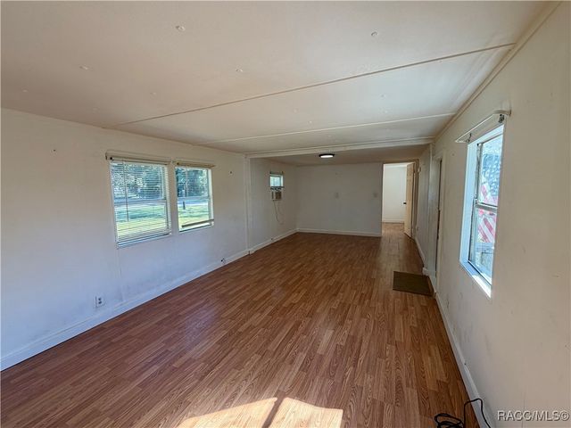 22 Pine Street, Inglis, FL 34449