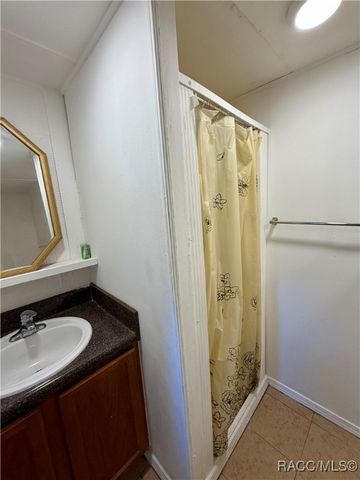 22 Pine Street, Inglis, FL 34449