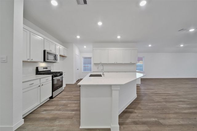 4306 Multnomah Falls Court, Conroe, TX 77303