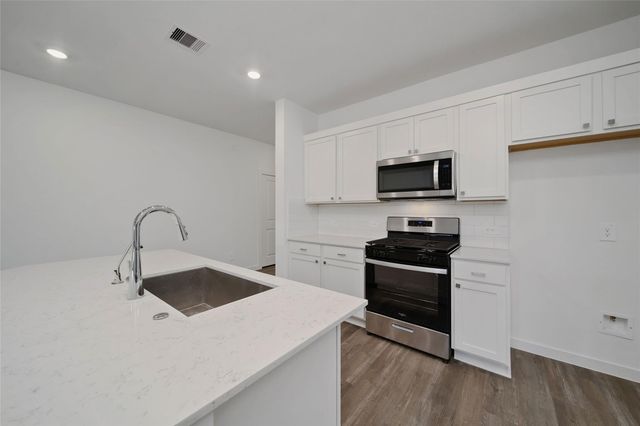 4306 Multnomah Falls Court, Conroe, TX 77303