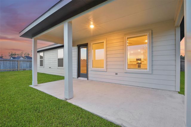 4306 Multnomah Falls Court, Conroe, TX 77303