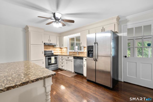 22 Bittersweet Trail, Wilton, CT 06897