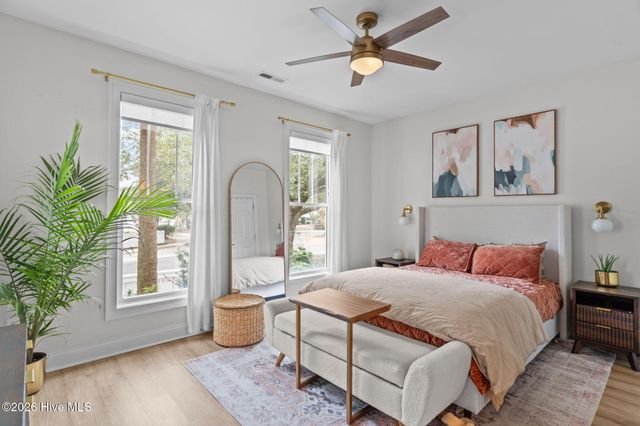 238 Silver Sloop Way, Carolina Beach, NC 28428