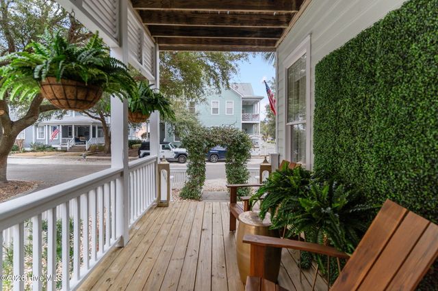 238 Silver Sloop Way, Carolina Beach, NC 28428