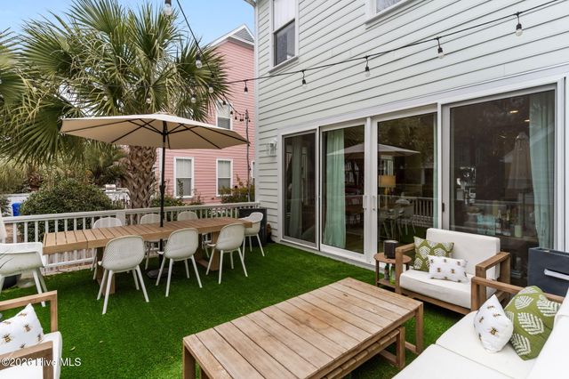 238 Silver Sloop Way, Carolina Beach, NC 28428