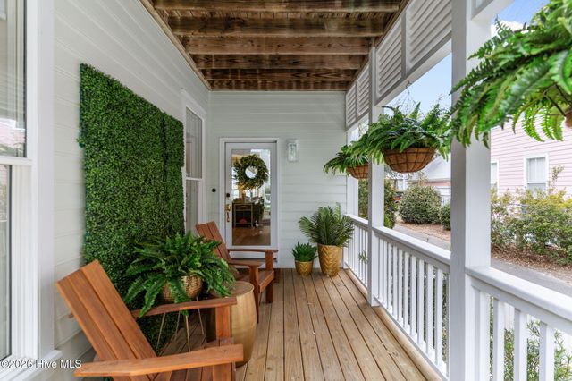 238 Silver Sloop Way, Carolina Beach, NC 28428