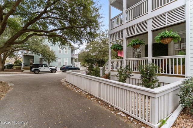 238 Silver Sloop Way, Carolina Beach, NC 28428