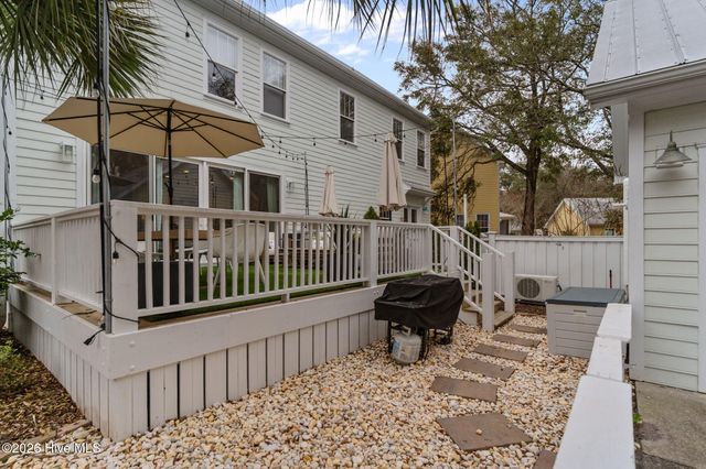 238 Silver Sloop Way, Carolina Beach, NC 28428