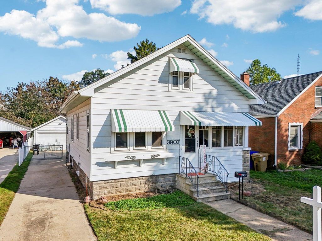 3907 16th AVENUE, Kenosha, WI 53140