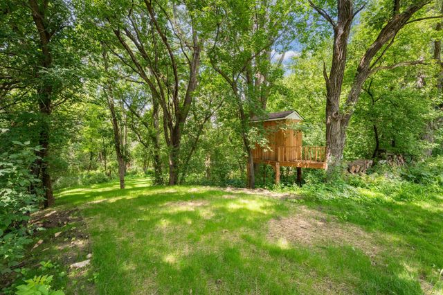 1709 60th Avenue SE, Rochester, MN 55904