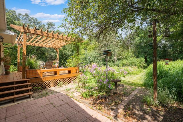 1709 60th Avenue SE, Rochester, MN 55904