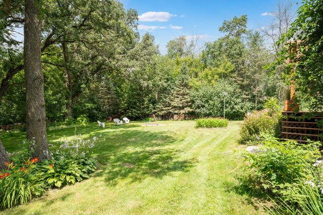 1709 60th Avenue SE, Rochester, MN 55904