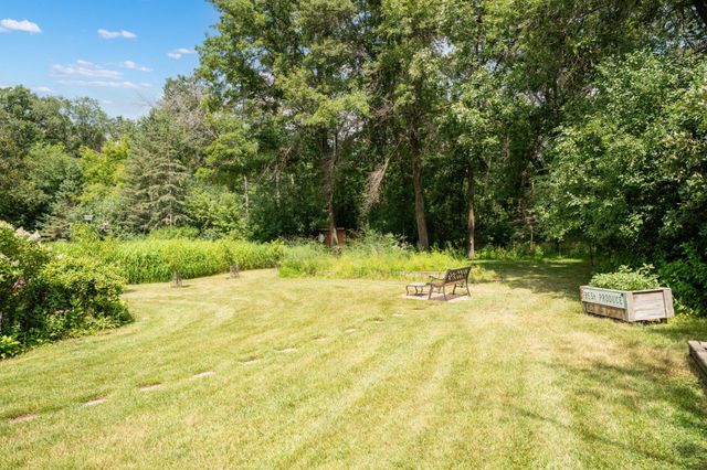 1709 60th Avenue SE, Rochester, MN 55904