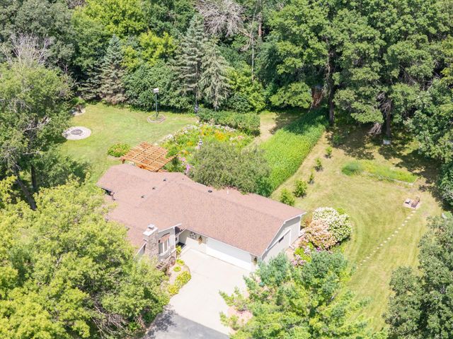 1709 60th Avenue SE, Rochester, MN 55904