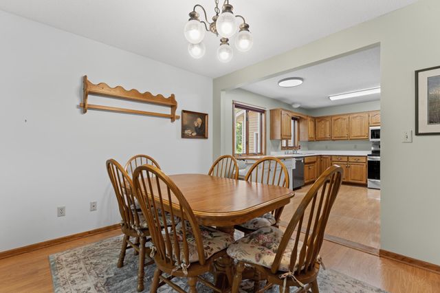 1709 60th Avenue SE, Rochester, MN 55904