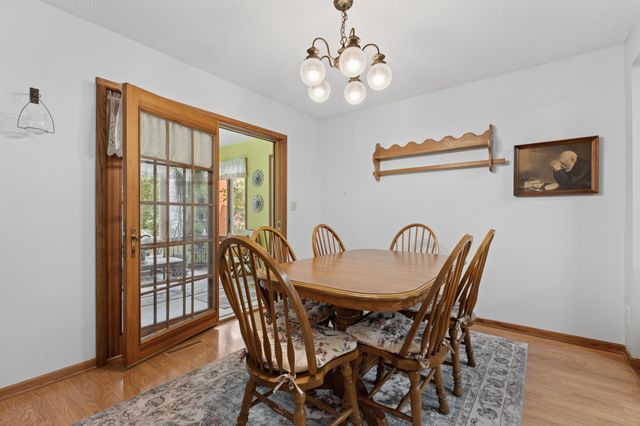 1709 60th Avenue SE, Rochester, MN 55904