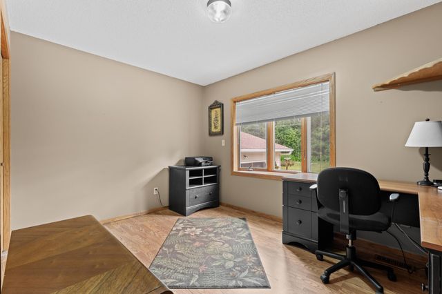 1709 60th Avenue SE, Rochester, MN 55904