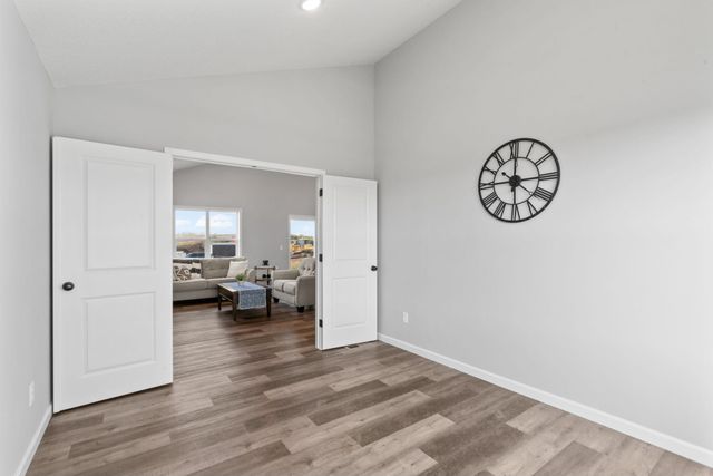 19702 English Avenue N, Forest Lake, MN 55025