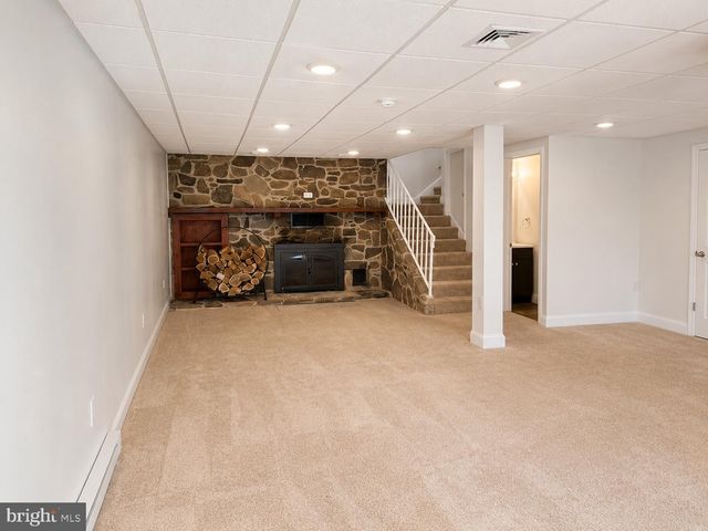 401 TOMS RD, Harrisburg, PA 17112