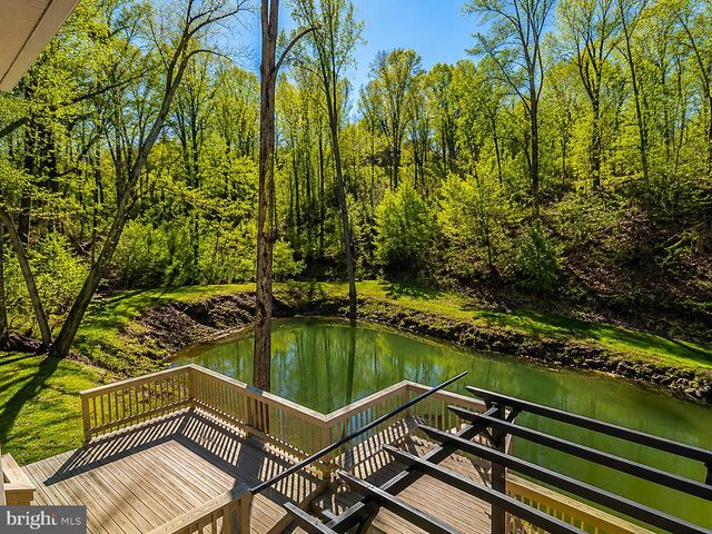 401 TOMS RD, Harrisburg, PA 17112