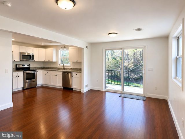 401 TOMS RD, Harrisburg, PA 17112