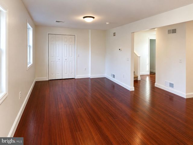 401 TOMS RD, Harrisburg, PA 17112