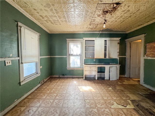 15 Centennial Street, Rochester, NY 14611