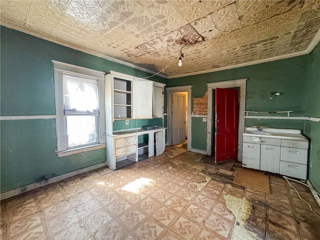 15 Centennial Street, Rochester, NY 14611