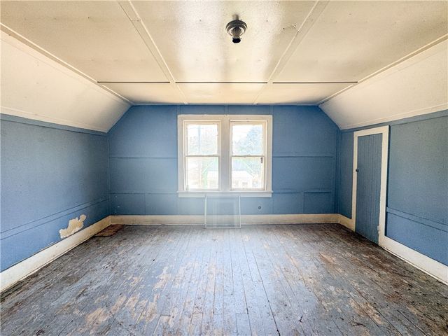 15 Centennial Street, Rochester, NY 14611