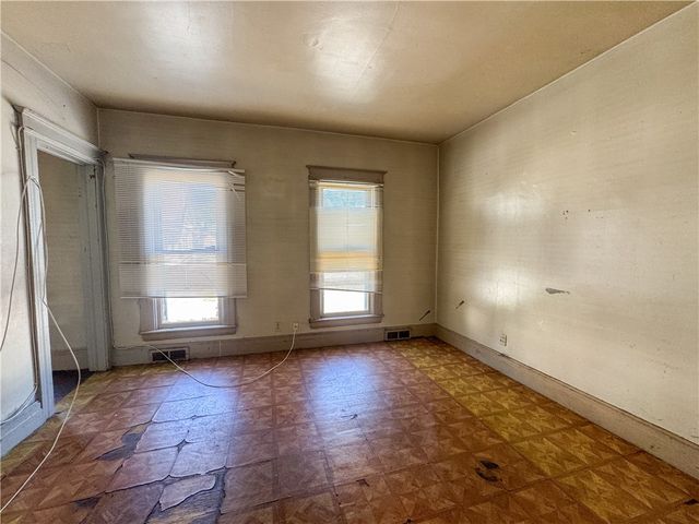 15 Centennial Street, Rochester, NY 14611