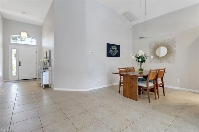 6773 Southern Oak CT, Naples, FL 34109