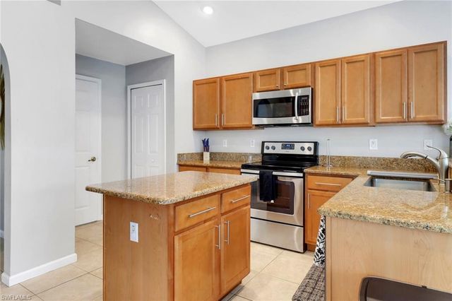 6773 Southern Oak CT, Naples, FL 34109