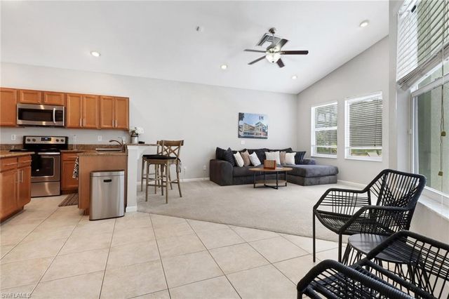 6773 Southern Oak CT, Naples, FL 34109