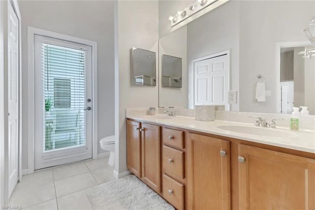 6773 Southern Oak CT, Naples, FL 34109