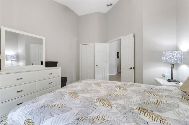 6773 Southern Oak CT, Naples, FL 34109
