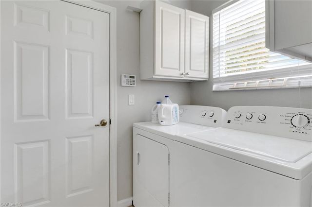 6773 Southern Oak CT, Naples, FL 34109
