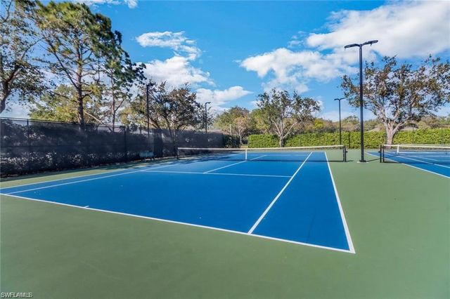 6773 Southern Oak CT, Naples, FL 34109
