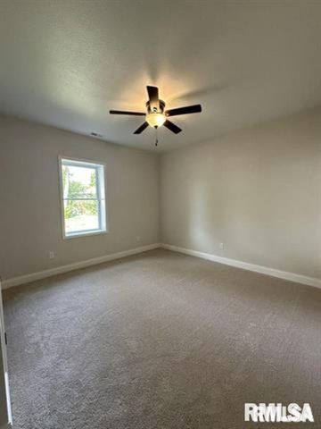 55 Durbin Terrace, Chatham, IL 62629