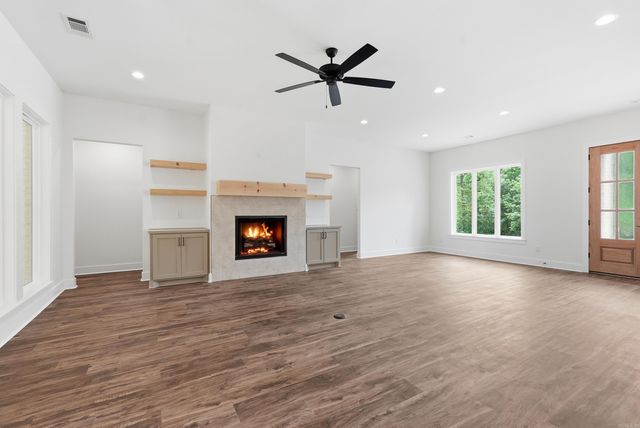 81 Elcano Drive, Hot Springs Village, AR 71909