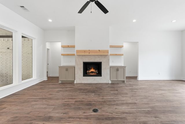 81 Elcano Drive, Hot Springs Village, AR 71909