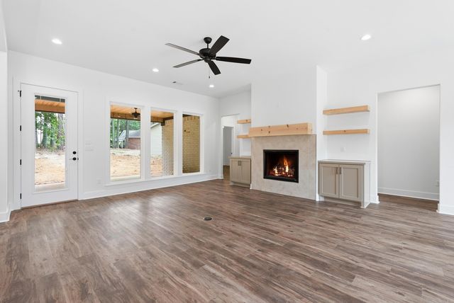 81 Elcano Drive, Hot Springs Village, AR 71909