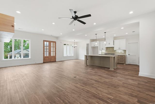 81 Elcano Drive, Hot Springs Village, AR 71909