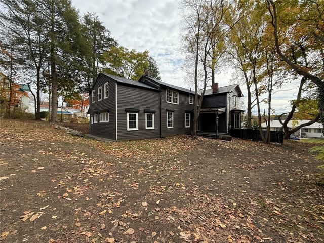 513 RANDOLPH Street, Meadville, PA 16335